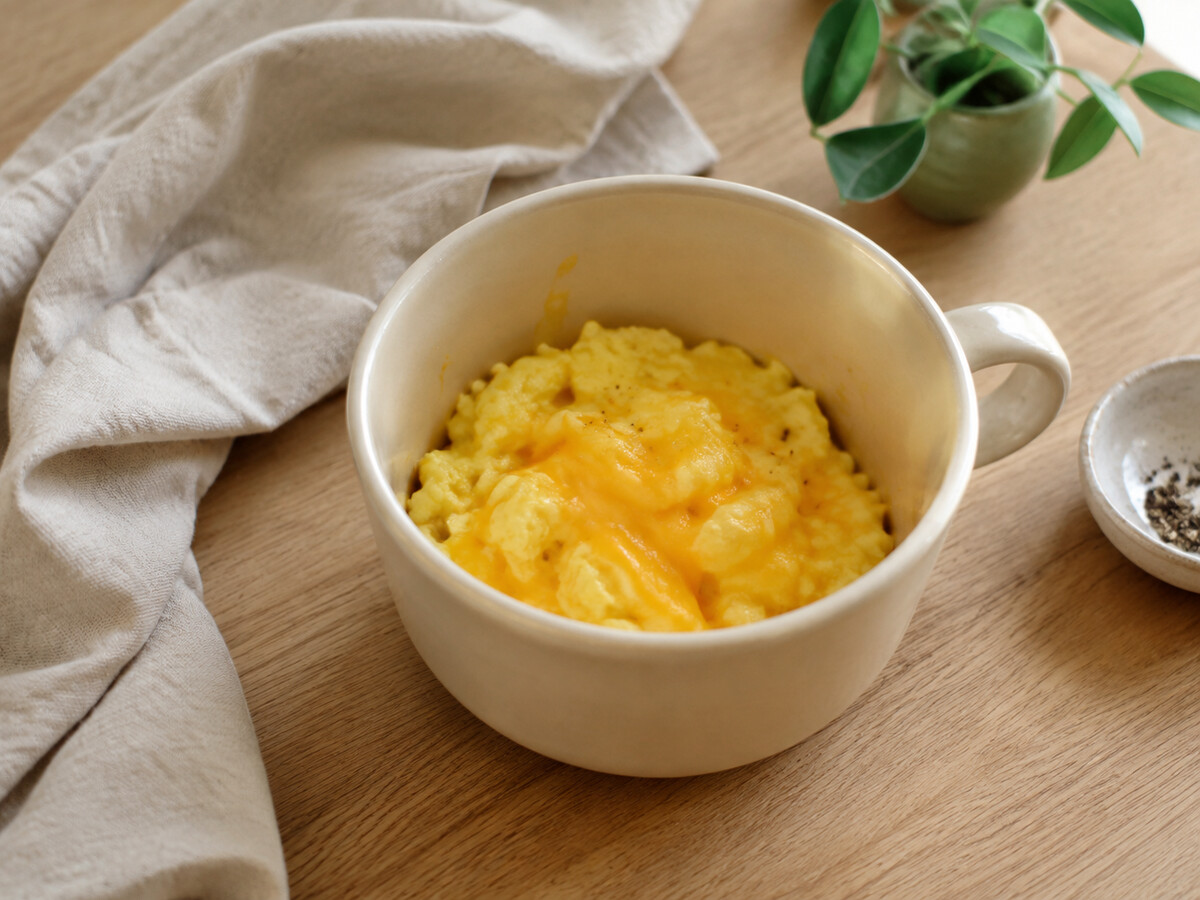 Microwave mug egg with cheese